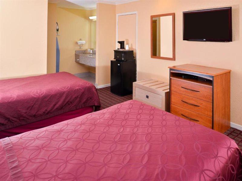 Americas Best Value Inn Buda Kültér fotó