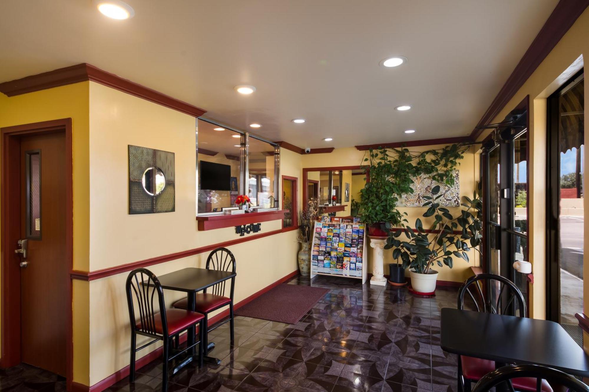 Americas Best Value Inn Buda Kültér fotó