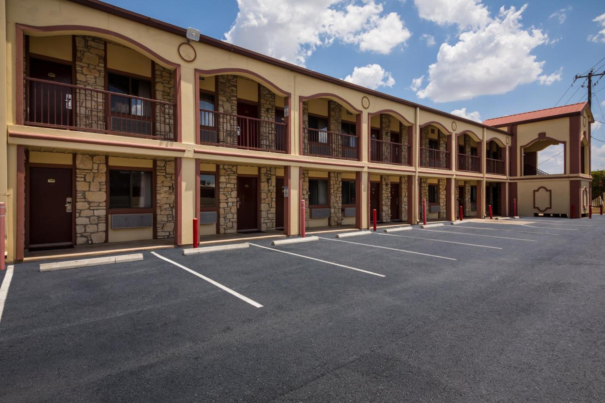 Americas Best Value Inn Buda Kültér fotó