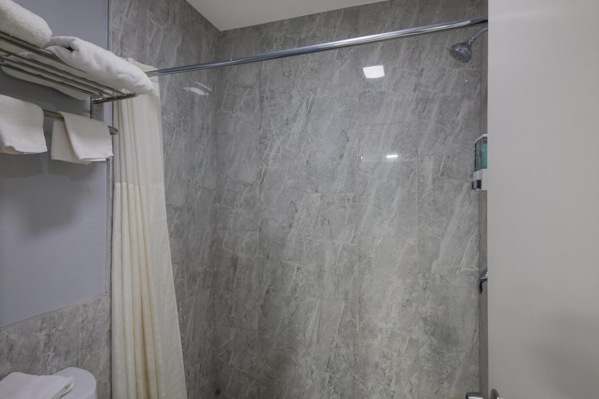 Americas Best Value Inn Buda Kültér fotó