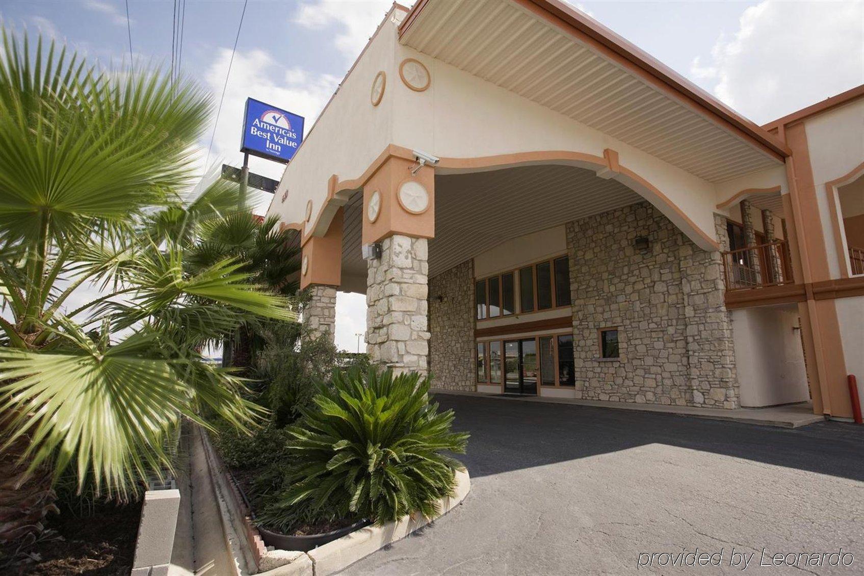 Americas Best Value Inn Buda Kültér fotó