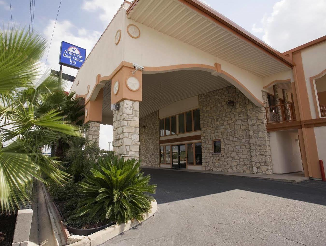 Americas Best Value Inn Buda Kültér fotó