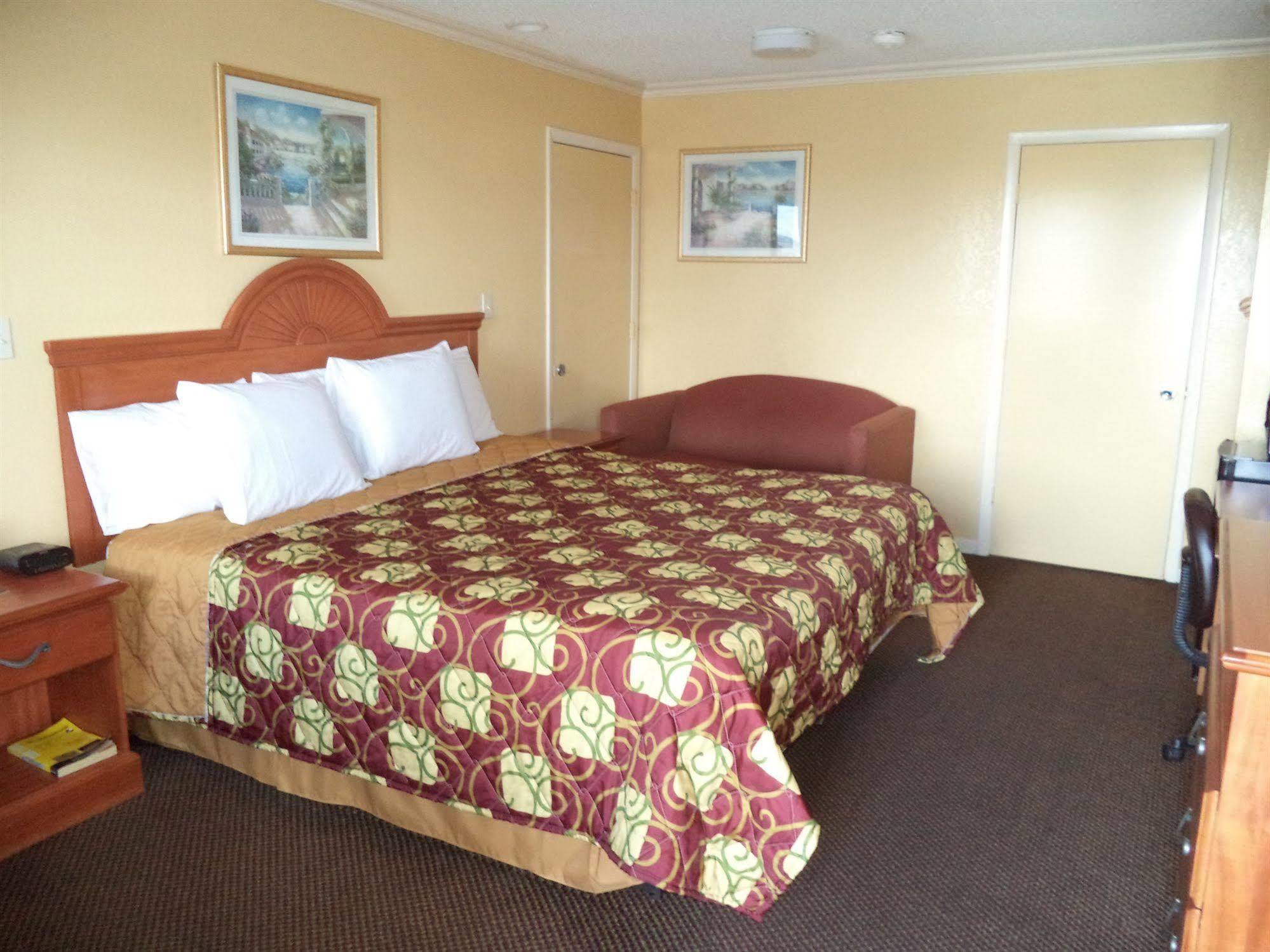 Americas Best Value Inn Buda Kültér fotó